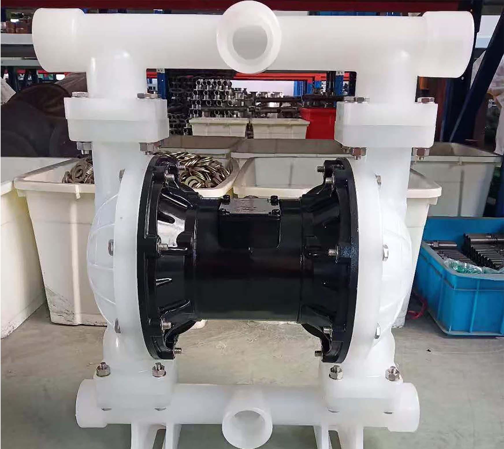 1.5寸螺紋口中間或者側(cè)面進(jìn)出口PVDF或PP塑料耐酸堿腐蝕氣動隔膜泵